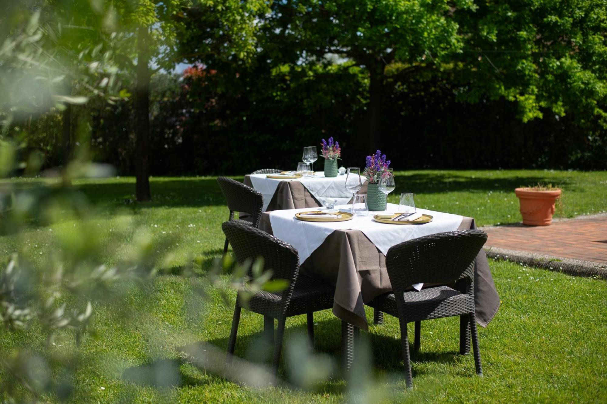 Le Colombaie Country Resort Ponsacco Kültér fotó